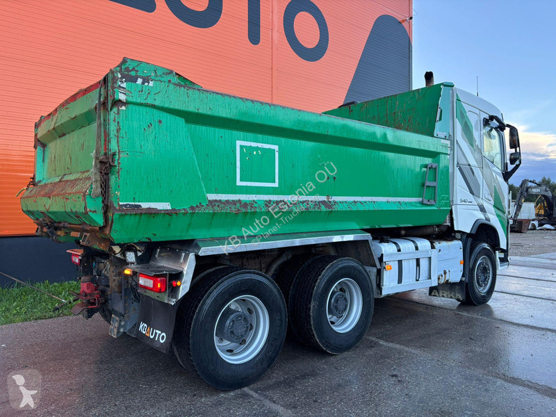 Camión Volvo 540 6x4 RETARDER / BOX L=4643 mm