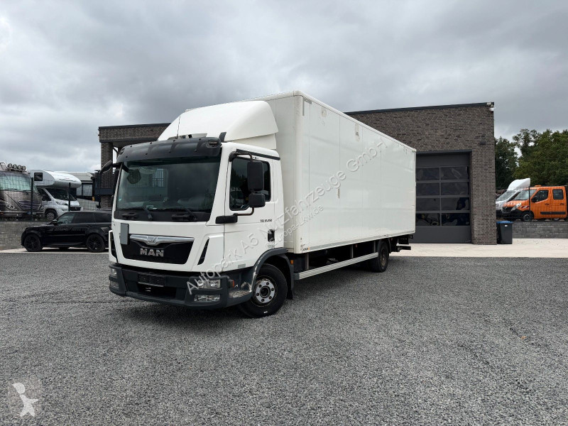 Kamion MAN 12.250 Koffer LBW