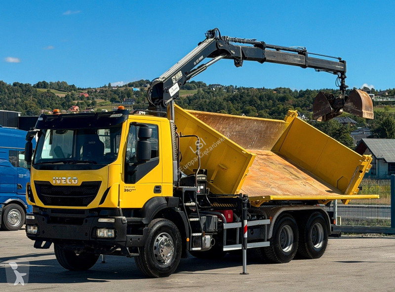 Camión Iveco TRAKKER 360 Kipper 4,90 m HIAB 122...