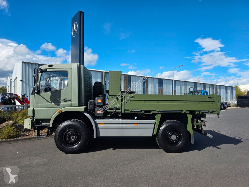 Camión Mercedes 1018 A 4x4 Pritsche mehrfach vorh