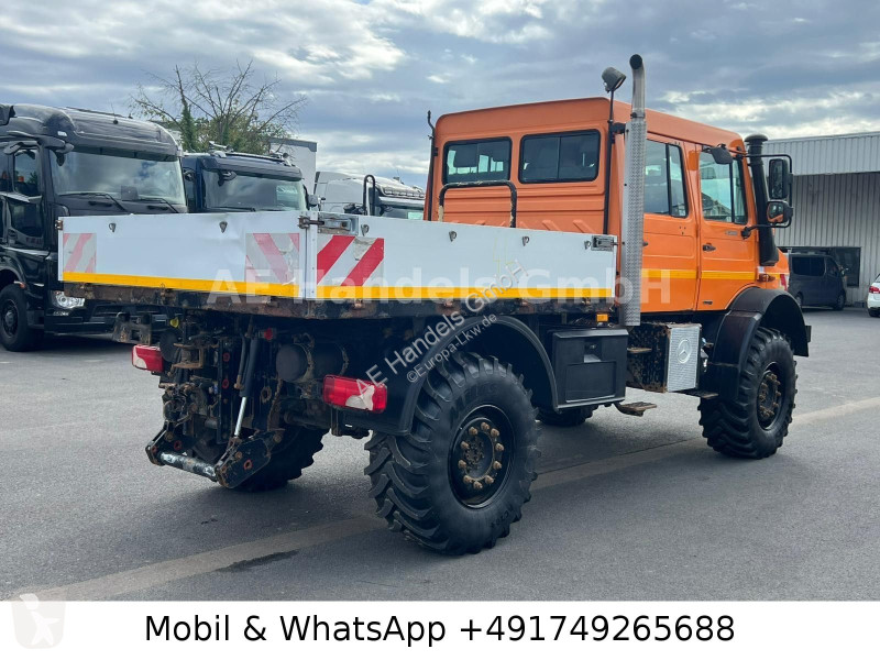 Camión Mercedes UNIMOG 437/45 U5000 DoKa 4x4...