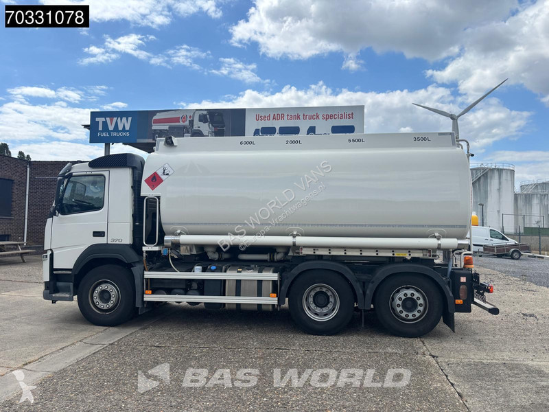 Camión Volvo FM 370 6X2 LAG Fuel tanker 18.950...