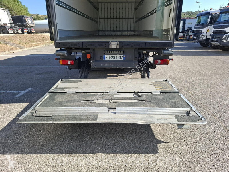 Camión Renault D Wide Renault D Wide 4x2 Box Body