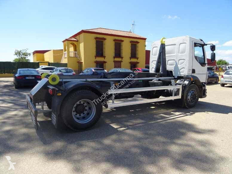 Camión Volvo 240