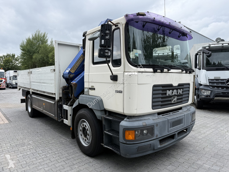 Kamion MAN F2000 Kran HMF 2000 bis 23 Meter