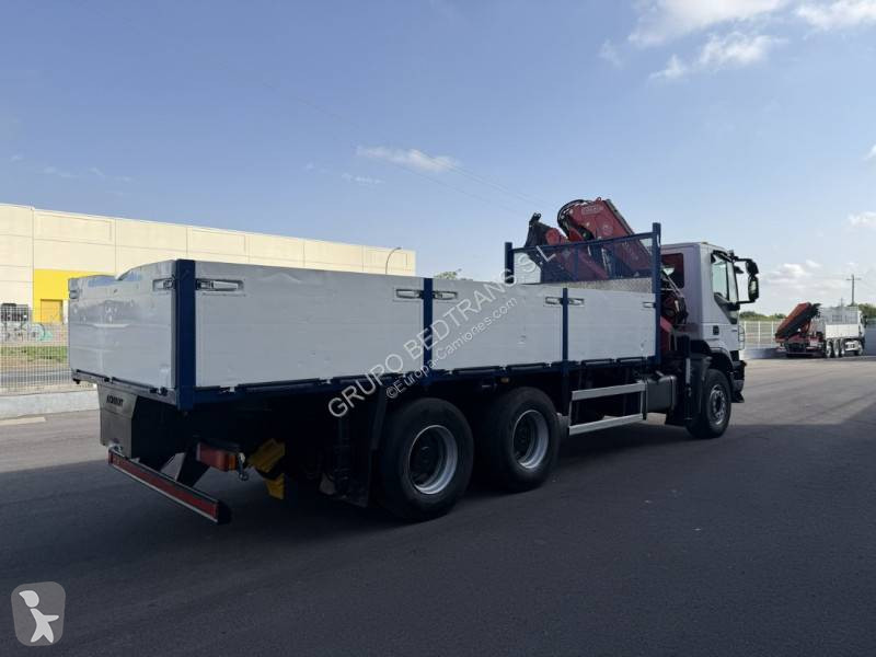 Camión Iveco 360