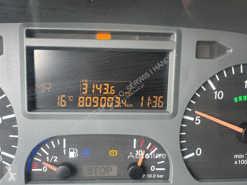 Camión Mercedes 822 , manual