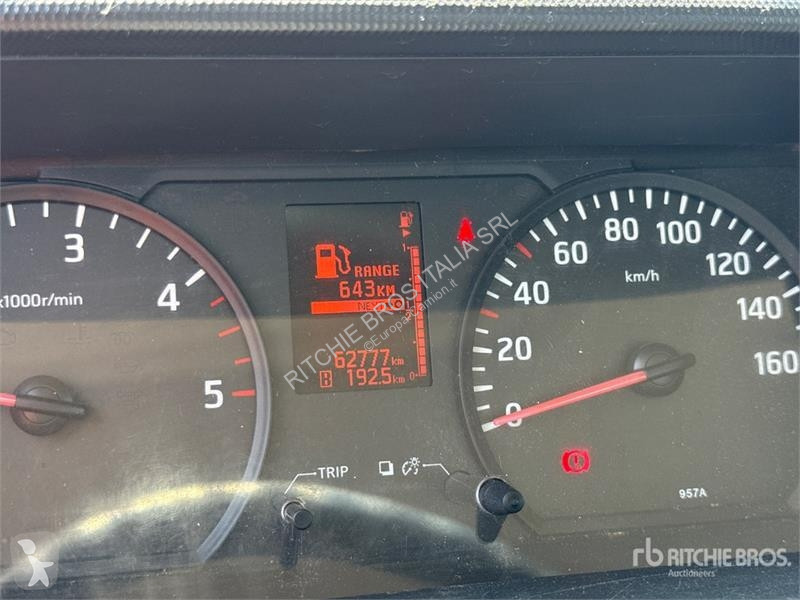 Kamion Nissan Socage DA 324 23 m on Nissan...
