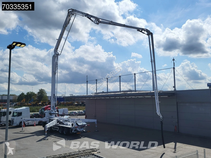 Camión Mercedes 4542 8X4 47 mtrs SWAN TSP 47-5...