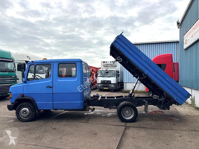 Camión Mercedes DK CREWCAB 4x2 3-WAY MEILLER...