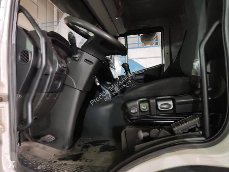 Camión Iveco AD 260 S 31 X/P