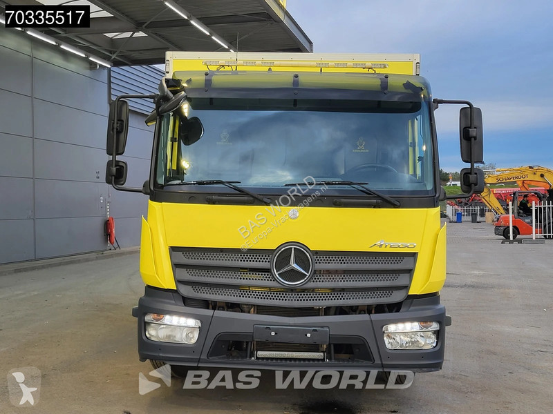 Kamion Mercedes 818 4X2 8tonner 1500kg...