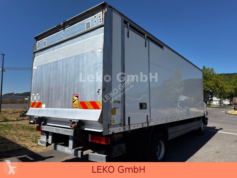 Camión Mercedes 1218