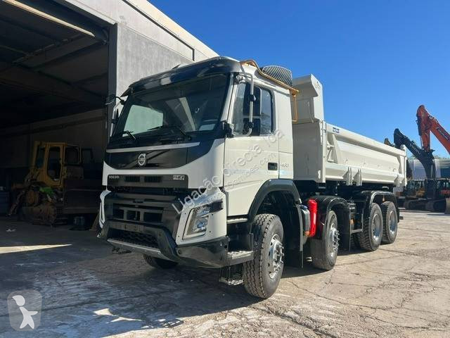 Kamion Volvo 460