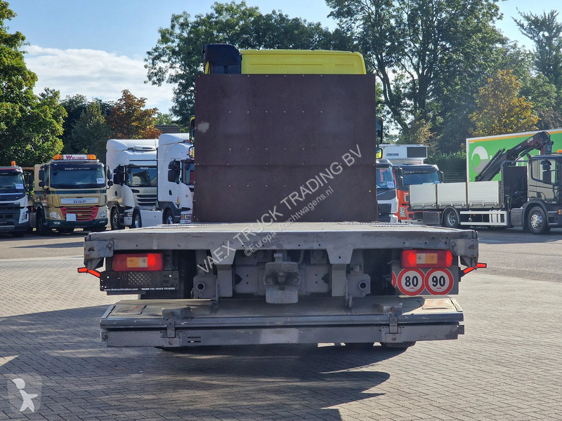 Kamion Volvo 420 6x2 - Flatbed - Loadlift - I...