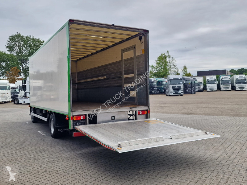 Camión Volvo 250 4x2 - Box - Loadlift - A/C -...