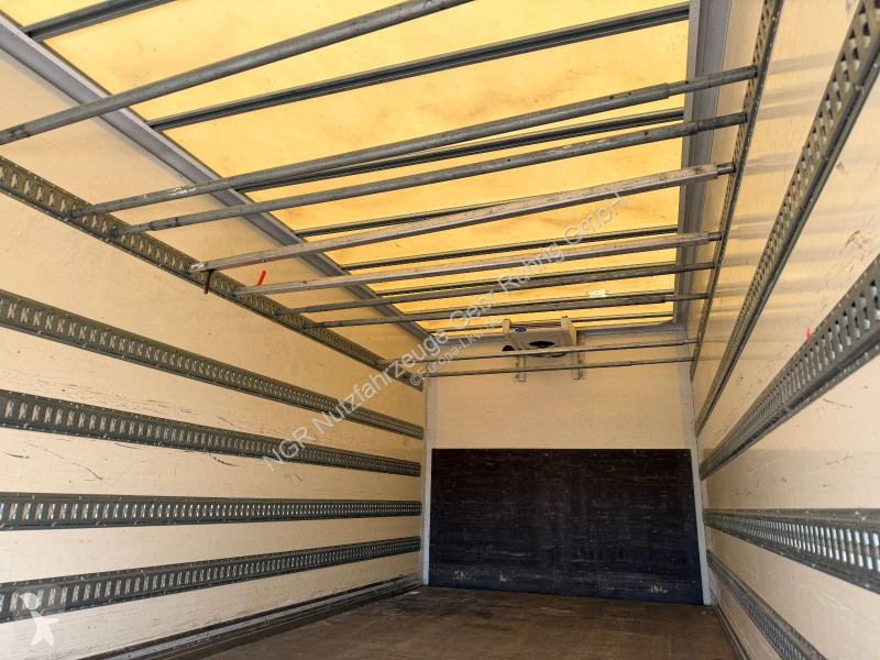 Kamion Mercedes 1230 L 4x2 Carrier Neos 100S |...