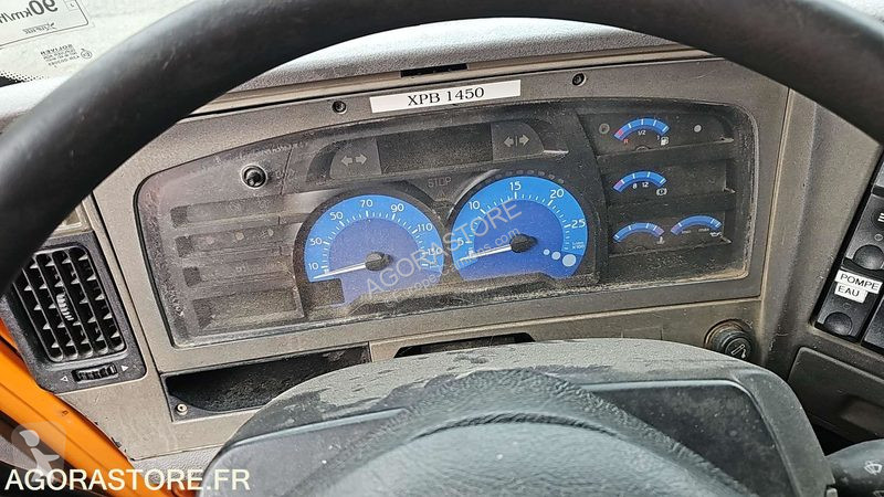 Camión Renault MIDLUM
