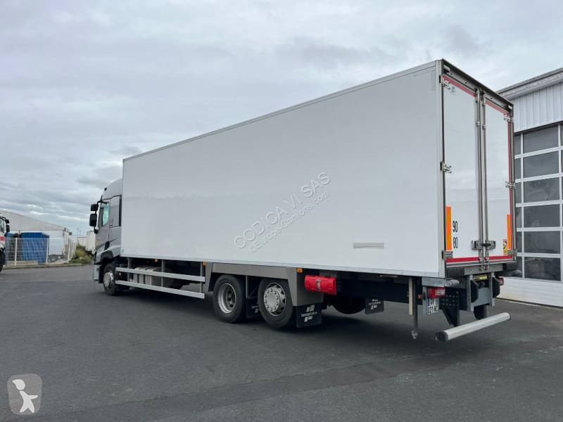 Teherautó Renault 430 P6X2 E6