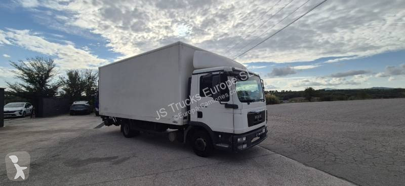 MAN 8.180 truck