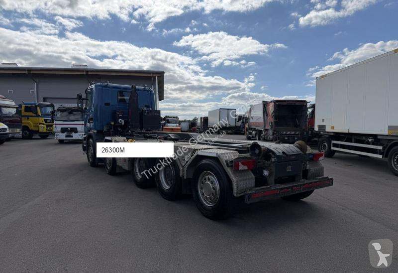 Camión Scania Multilift XR26Z65-P-IT2B