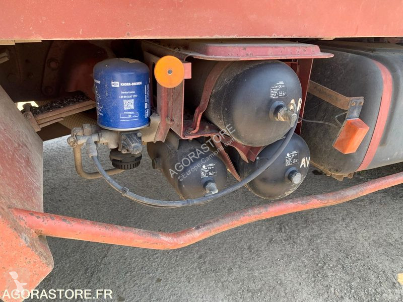 Camion Iveco 130E18