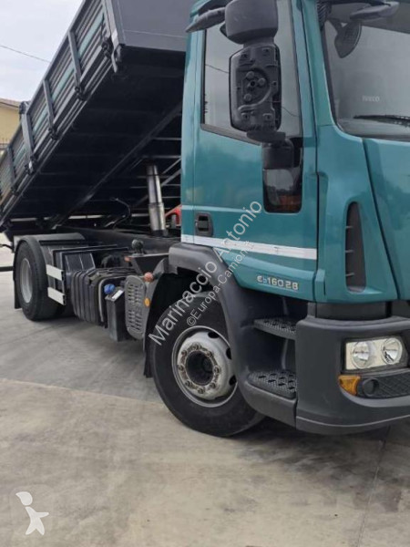 Грузовик Iveco eurogarco 160. e28