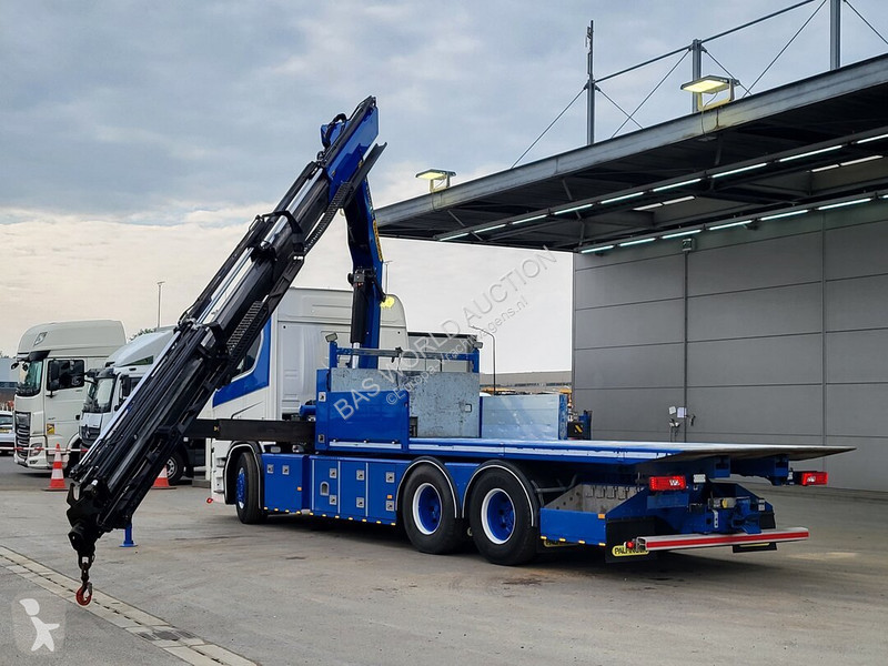 Camião Scania 580