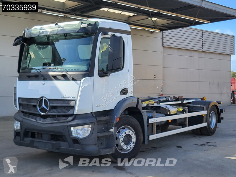 Camion Mercedes 1830 4X2 Palfinger T15-31 MPA...
