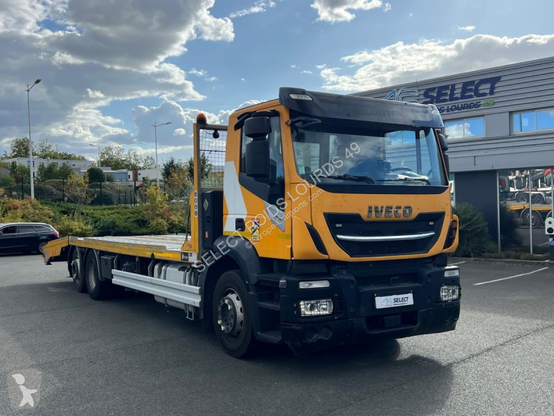 Camião Iveco 360 6X2