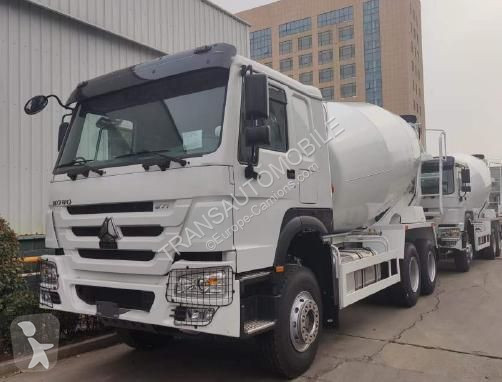 Camion Howo  Mixer Truck 8 CBM