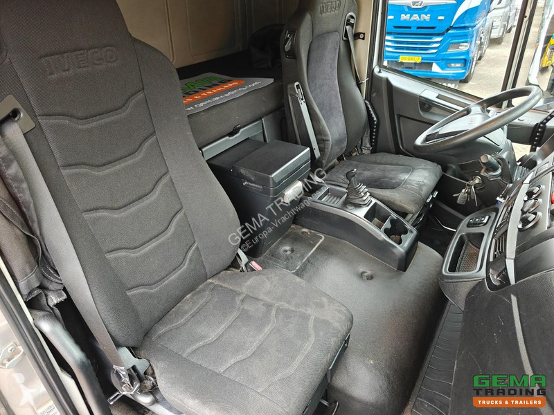 Camion Iveco EuroCargo 0 4x2 Sleeper Cab Euro6A...