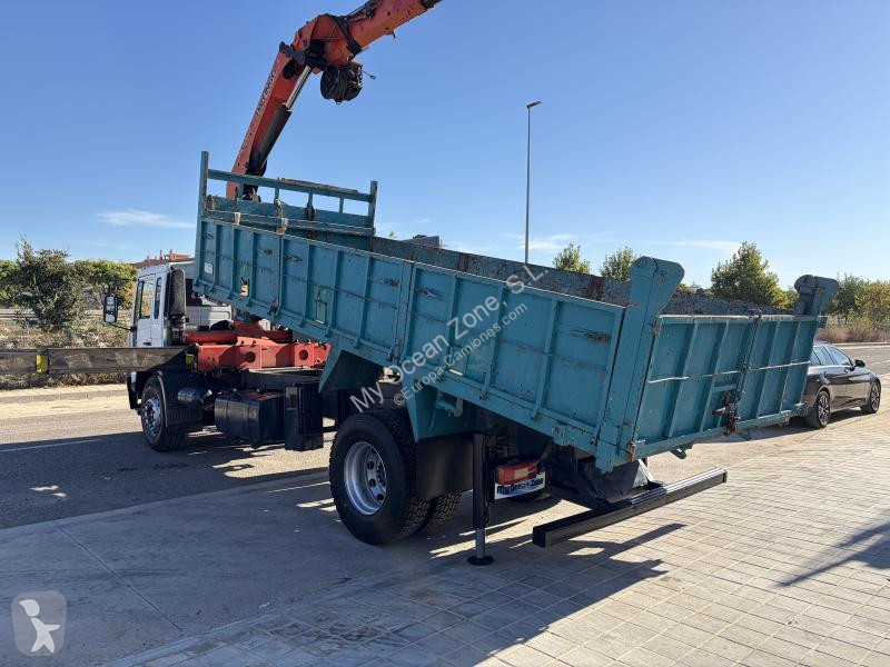 Volvo 220 truck