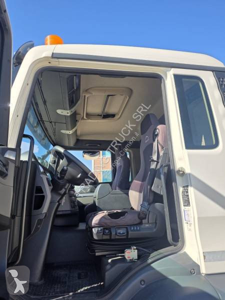 Camion MAN 26.430