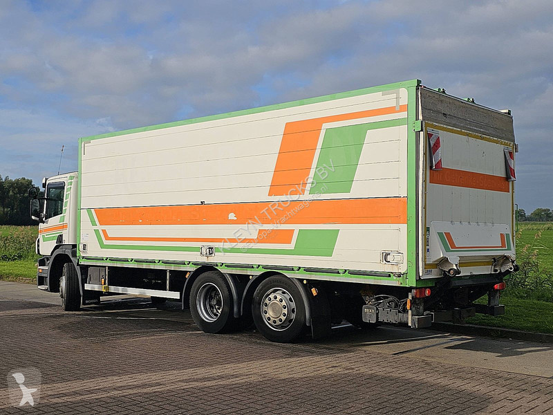Camião Scania 320 getraenke