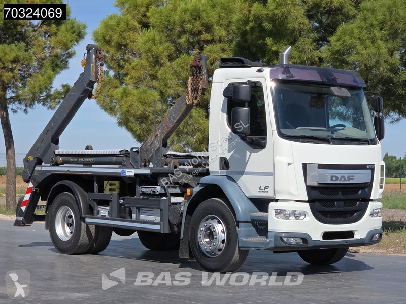 Camion DAF 310 4X2 Portacontenedores Meiller AK...