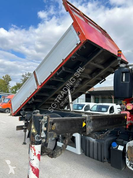 Iveco 180 E 28 truck