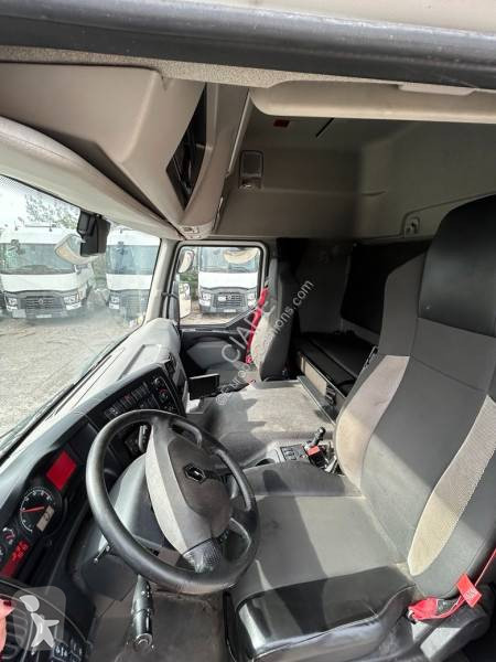 Camion Renault 320.19 DTI 8