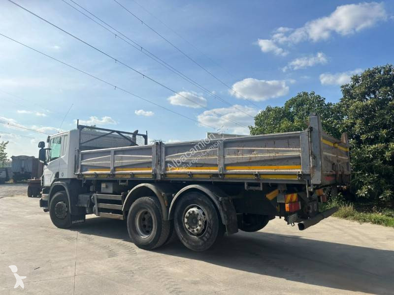 Camion Scania 320