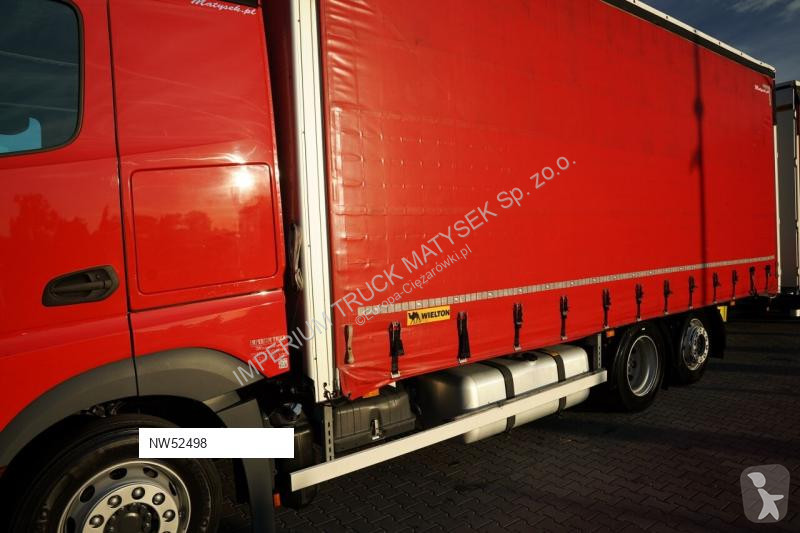 Грузовик Mercedes 2545