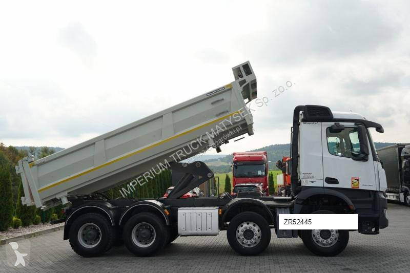 Грузовик Mercedes AROCS 3240 / 8x4 / WYWROTKA...