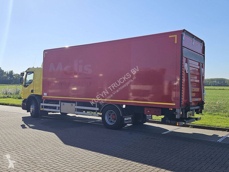 Camion Volvo 220.18