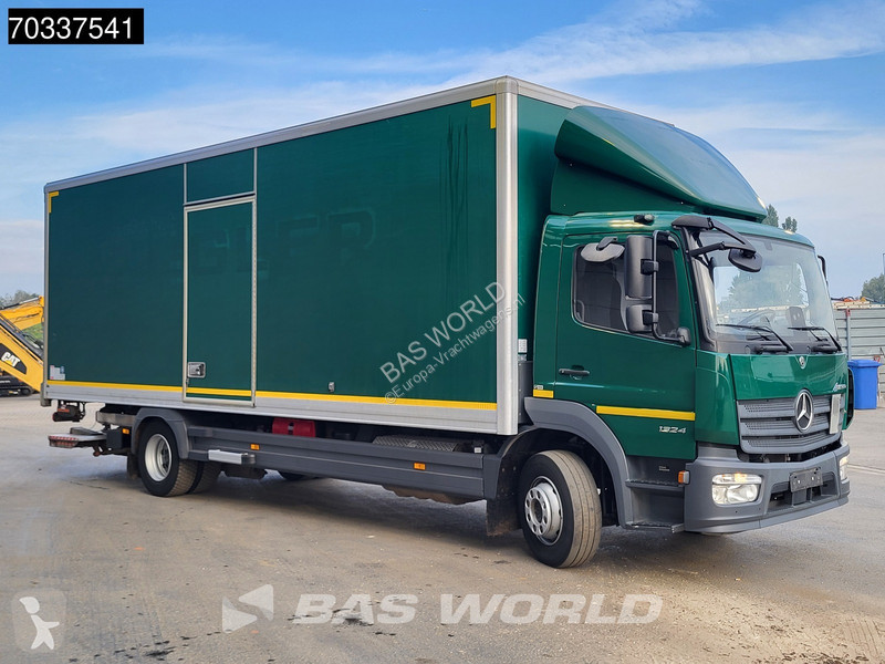 Lastbil Mercedes 1324 4X2 13t 6-Cylinder Engine...