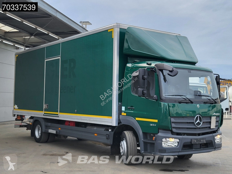 Lastbil Mercedes 1324 4X2 6-Cylinder Engine...