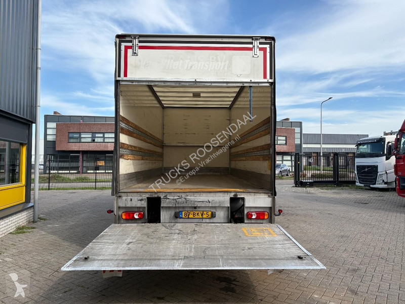 Lastbil Iveco 120E21 + LOADLIFT 2200 KG + 12 T...