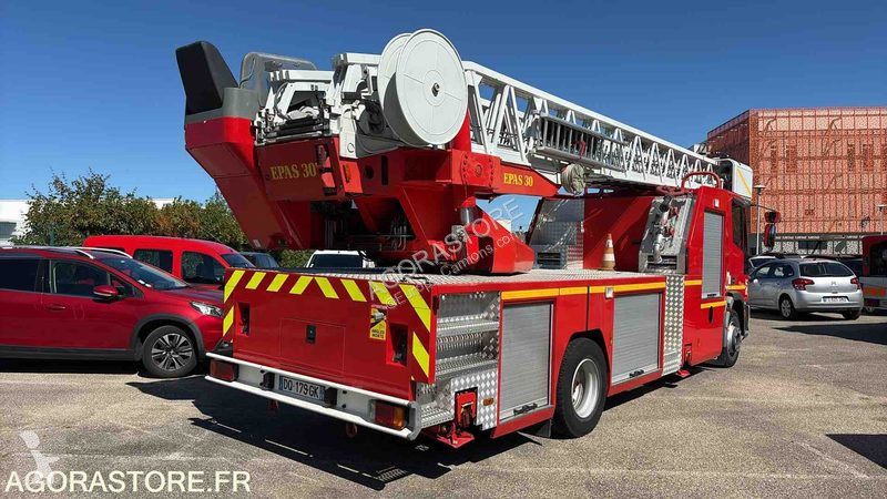 Camión Iveco 130E23