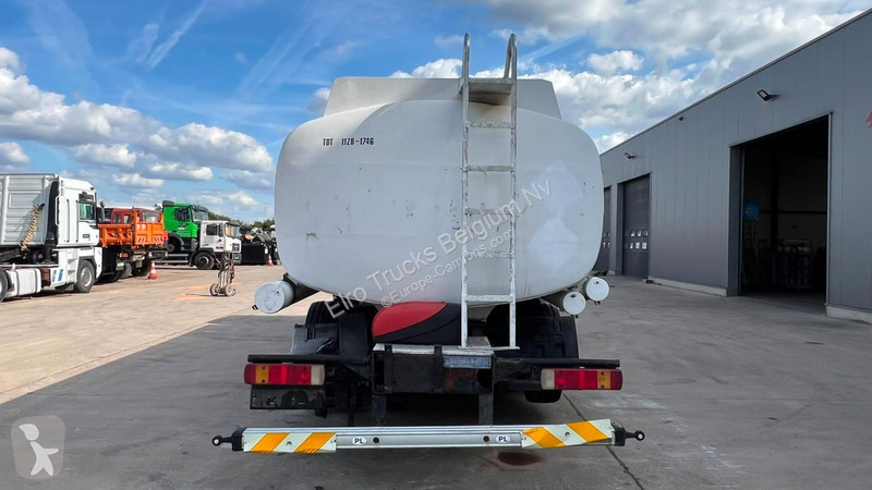 Camión Scania 94 - 260 (17400 ITER / MANUA PUMP...
