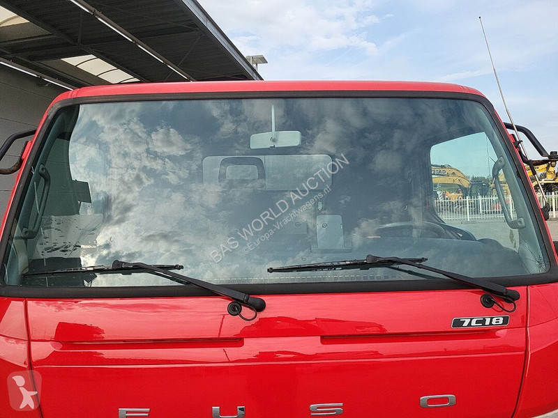 Camión Mitsubishi Fuso 7C18