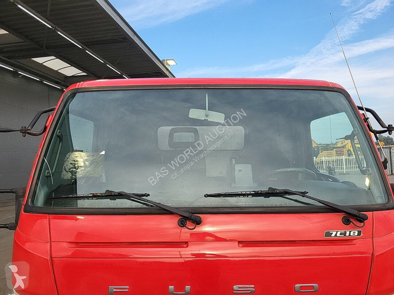 Camión Mitsubishi Fuso 7C18