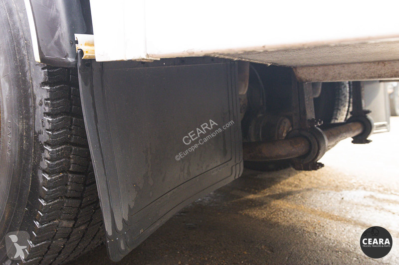 Camión Volvo FM 7.290 citerne gasoil 12.000 L...